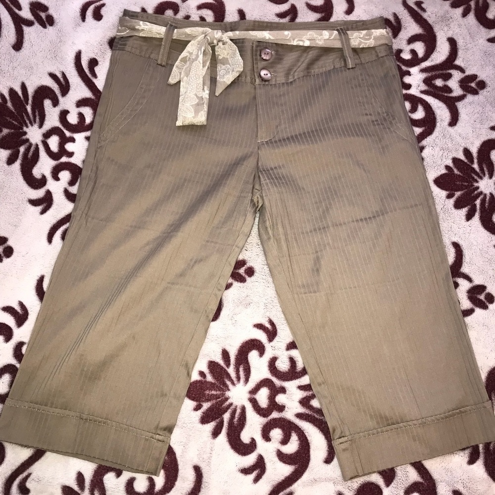 Dress pants/shorts
